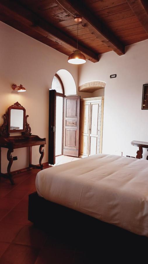 Domus Antiqua Bed & Breakfast Spello Exterior photo