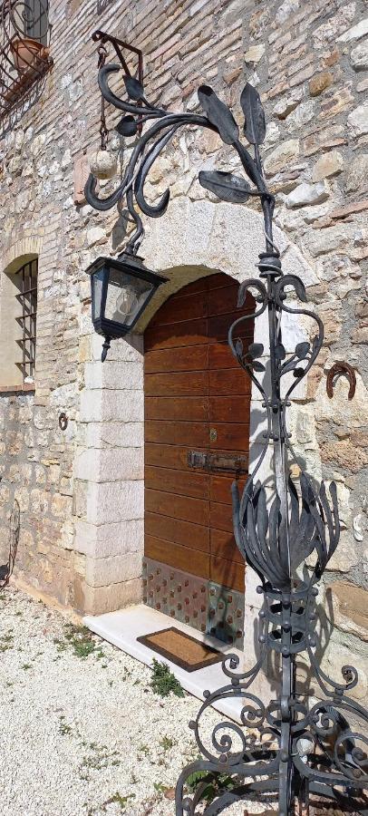 Domus Antiqua Bed & Breakfast Spello Exterior photo